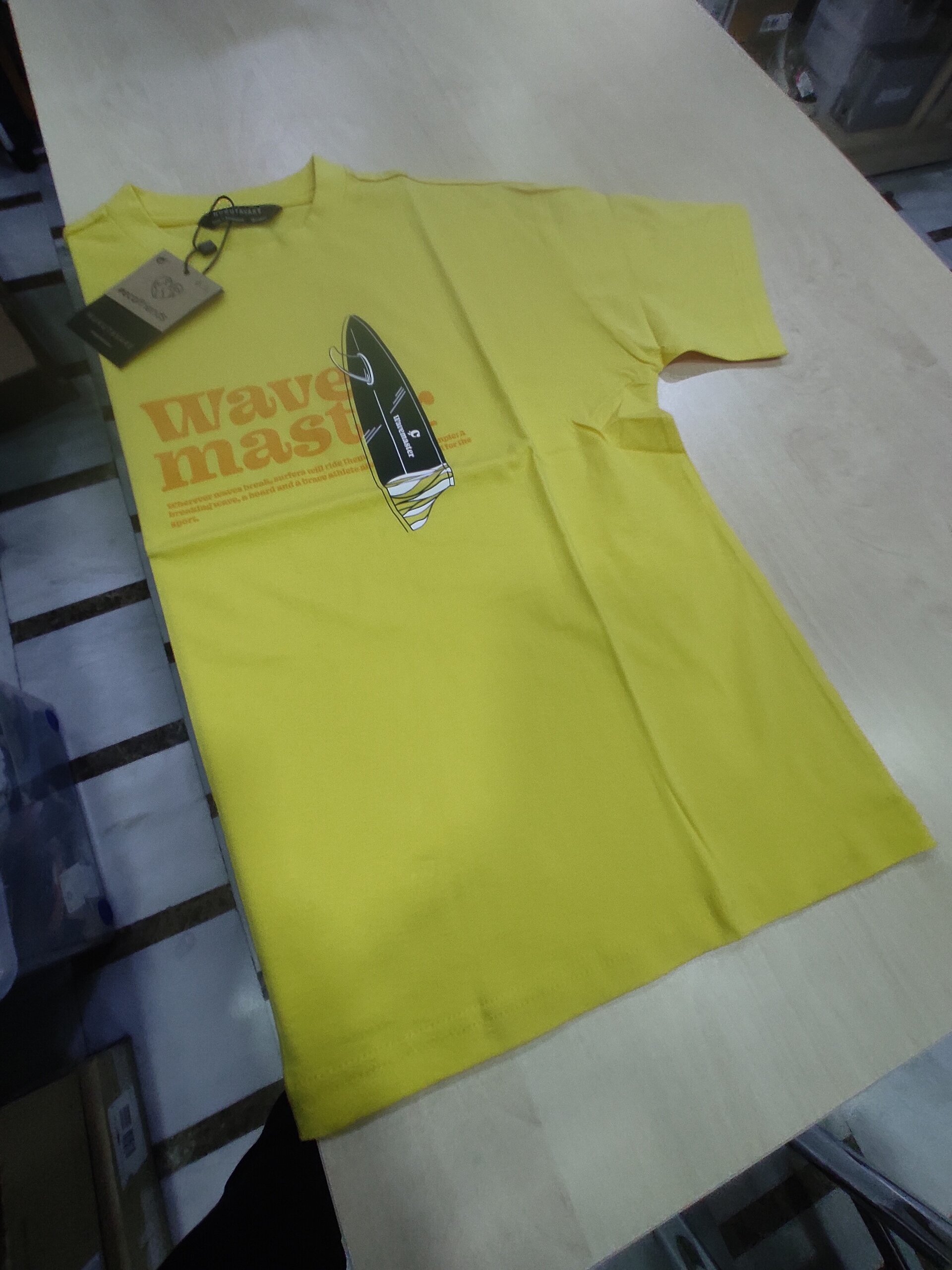 Camiseta amarilla   10 años - 6