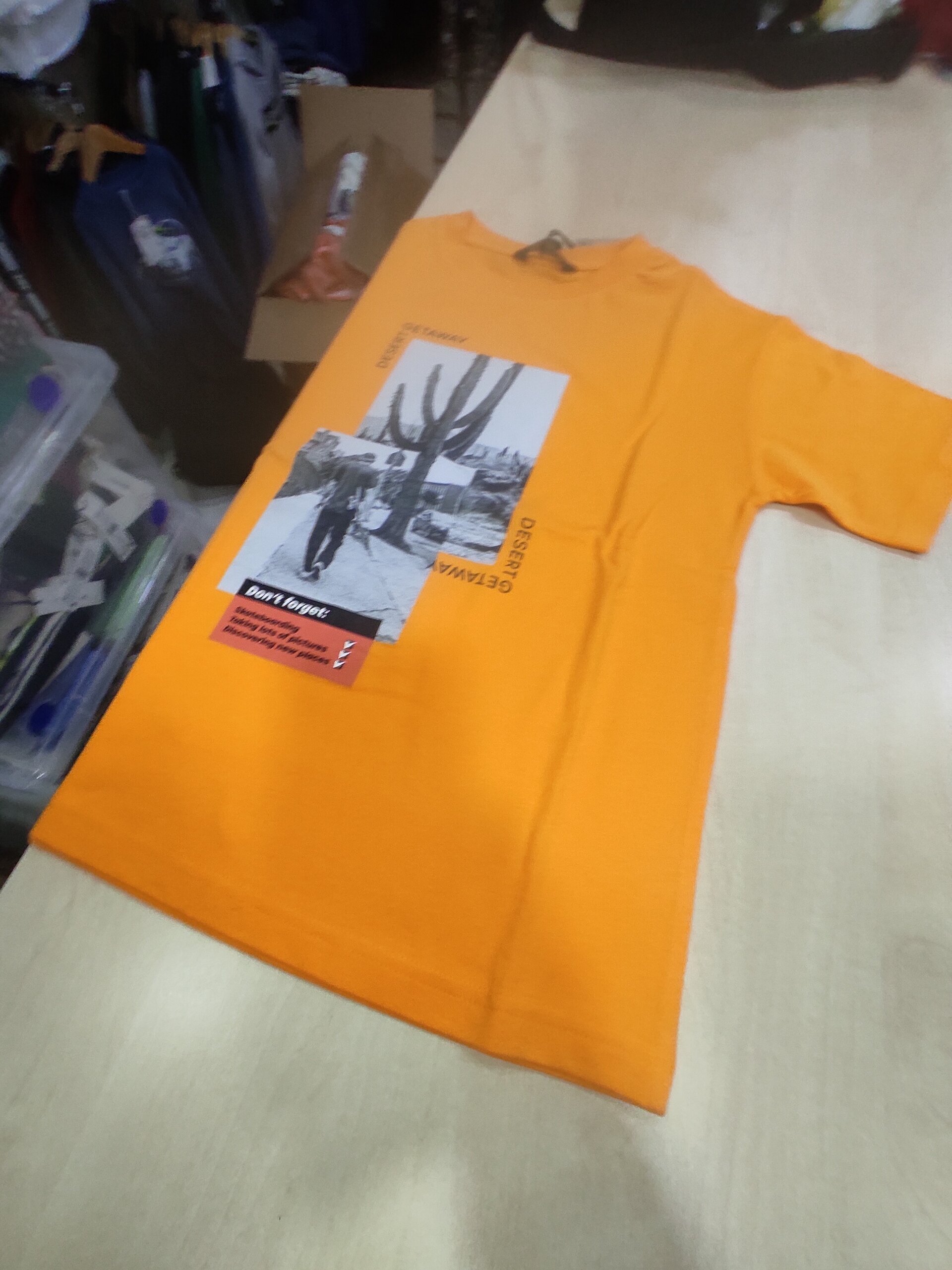 Camiseta naranja 10 años - 5