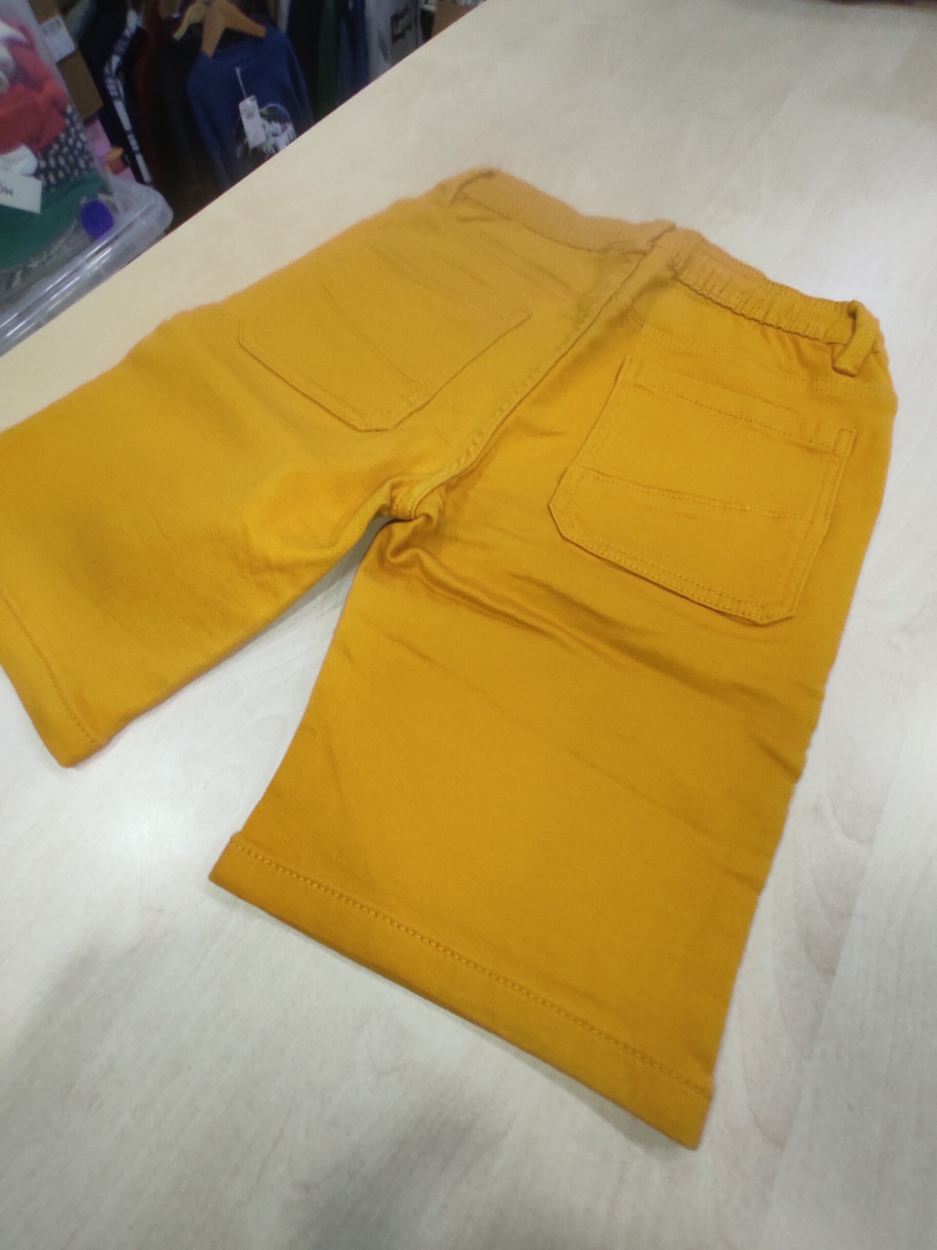 Pantalón vaquero amarillo 10 años - 7