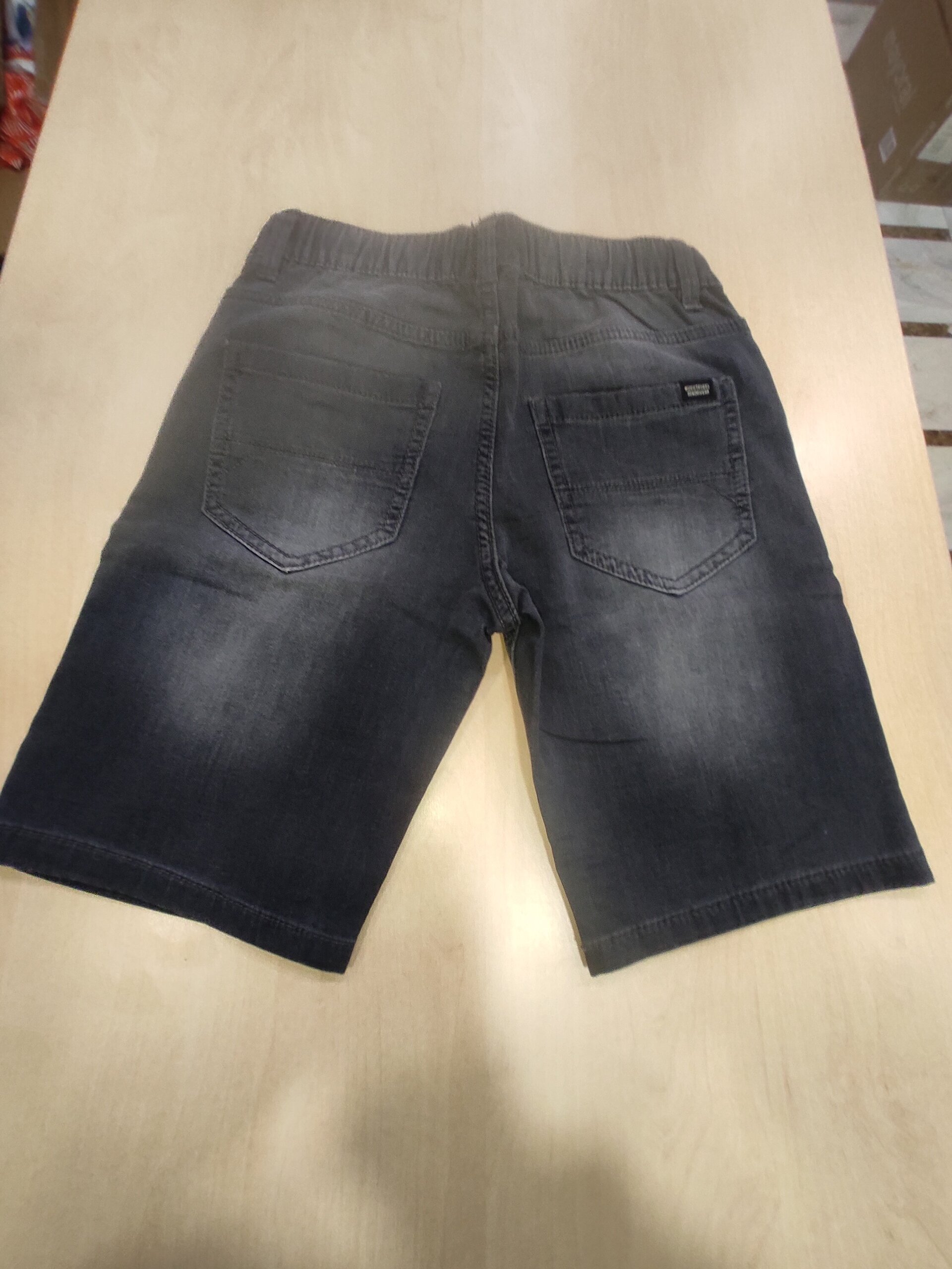 Pantalón vaquero negro 10 años - 2