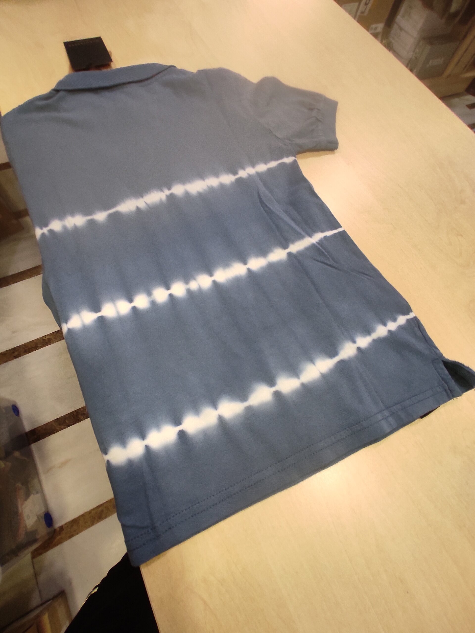 Camiseta gris con rayas 10 años - 5